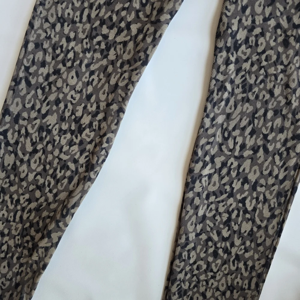 SPANX Look At Me Now Animal Leopard Print High Waisted Rise Leggings Small - Picture 8 of 11